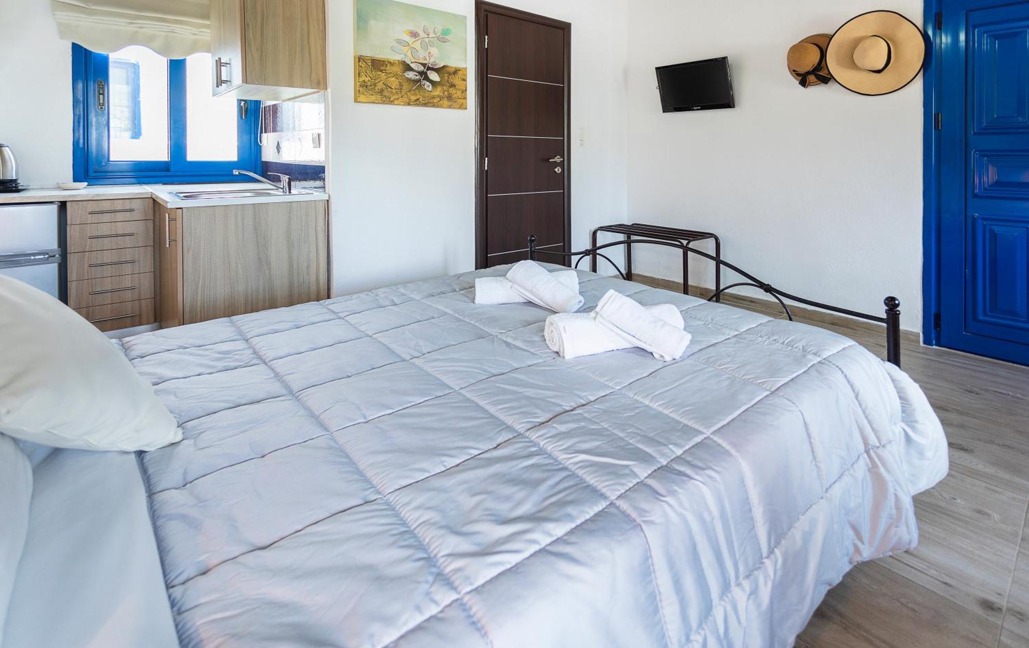 Vassilia On The Beach Serifos Livadakia Exterior photo