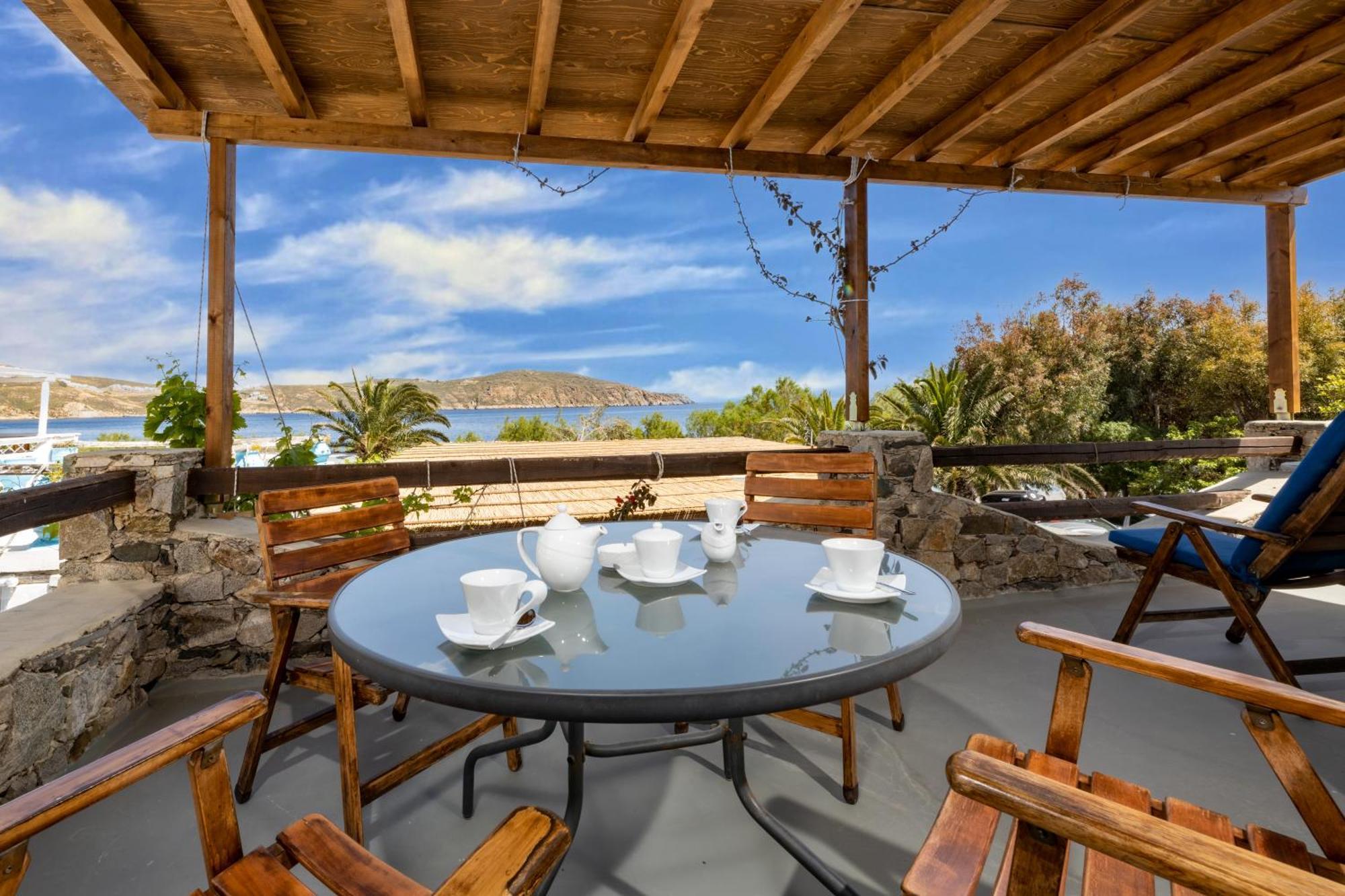 Vassilia On The Beach Serifos Livadakia Exterior photo